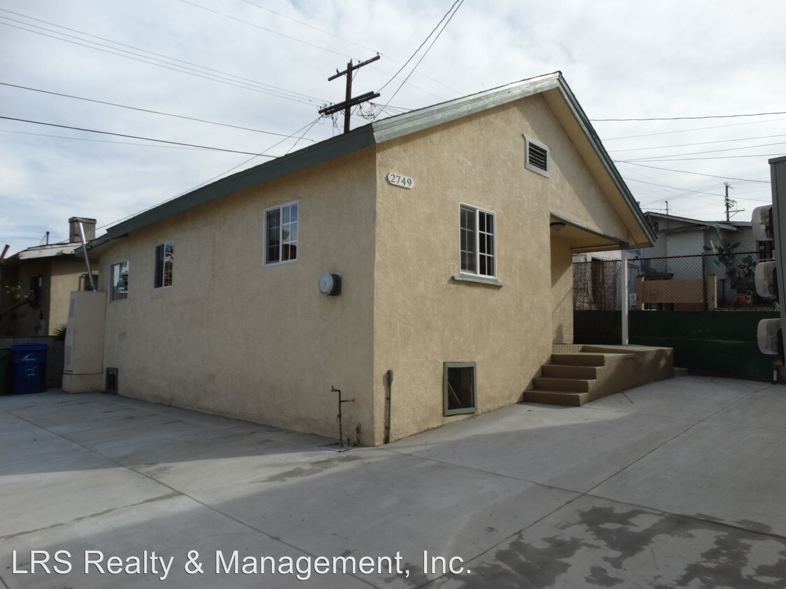 Primary Photo - 2747 Blanchard St