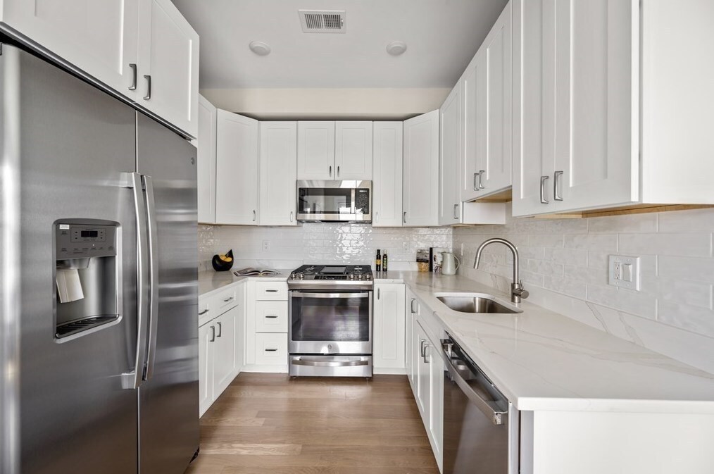Foto principal - 301 Maverick St
