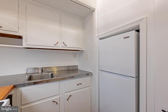Foto del edificio - 2908 Q St NW