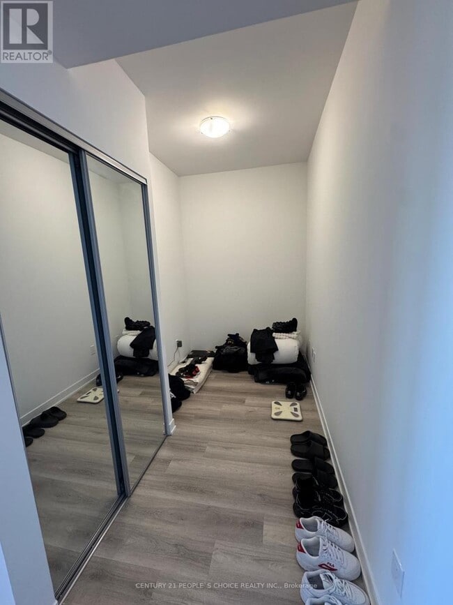 Photo du bâtiment - 474 Caldari Rd