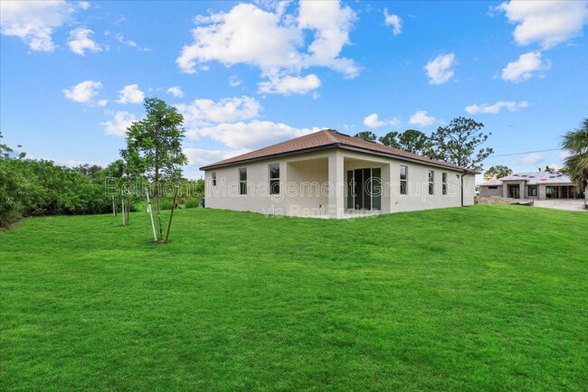 Foto del edificio - 5094 Hightower Rd