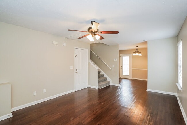 Foto del edificio - 274 Bill Stewart Blvd