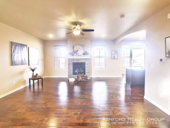 Foto del edificio - 8374 Grand Peak Summit View