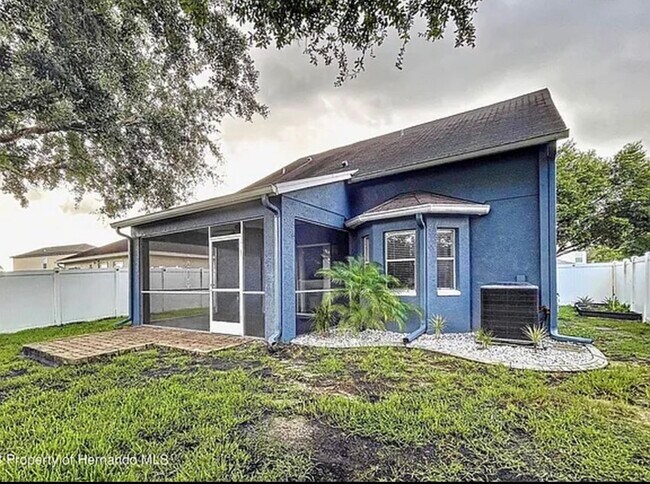 Foto del edificio - 9324 Southern Charm Cir