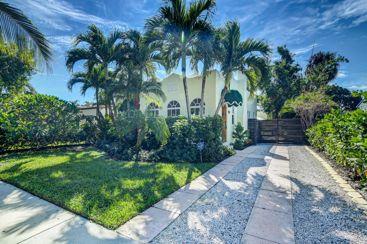 Primary Photo - 822 Flamingo Dr