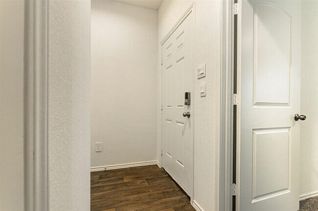 Building Photo - 21311 Violet Dusk Dr