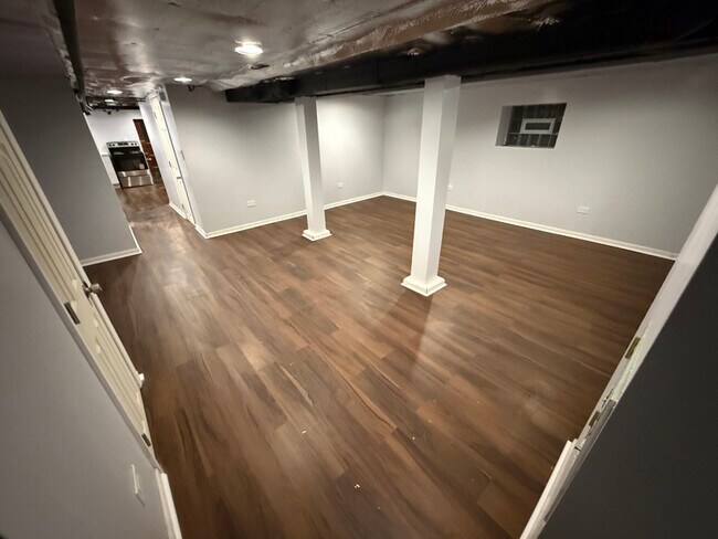 Foto del edificio - 1114 N Karlov Ave