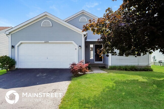 Building Photo - 2204 Brookbank Dr