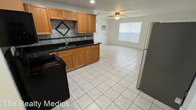 Foto del edificio - 2 br, 1 bath House - 603 Josephine St Unit B