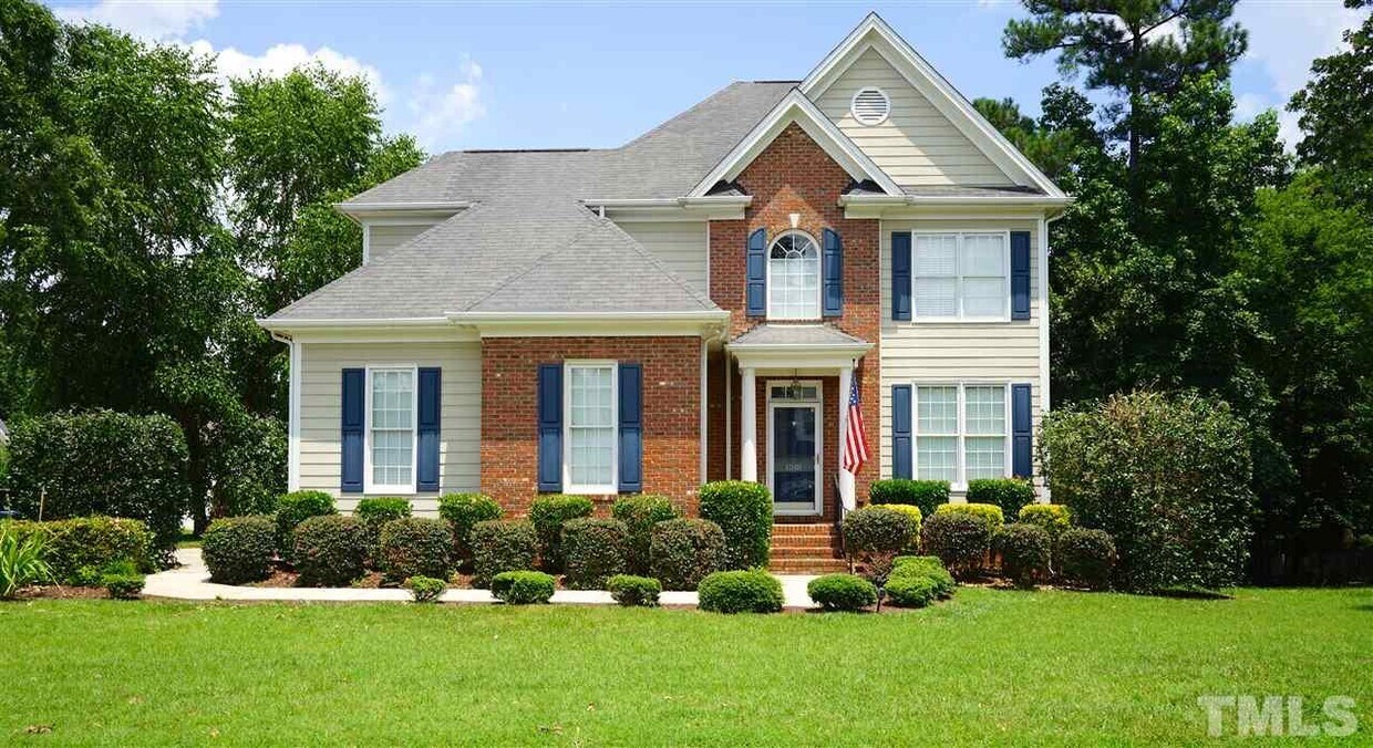 Primary Photo - 1201 Linden Ridge Dr