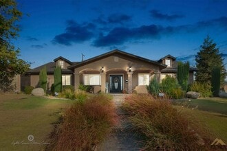 Building Photo - 3301 Mount Vernon Ave