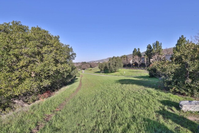 Foto del edificio - 114 Niguel Ln