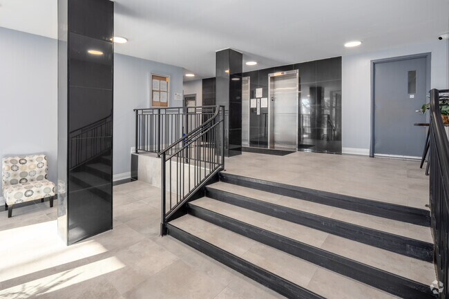 Photo du hall - 50 Tripp Boulevard