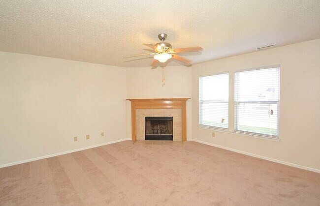 Building Photo - 10226 Homestead Dr