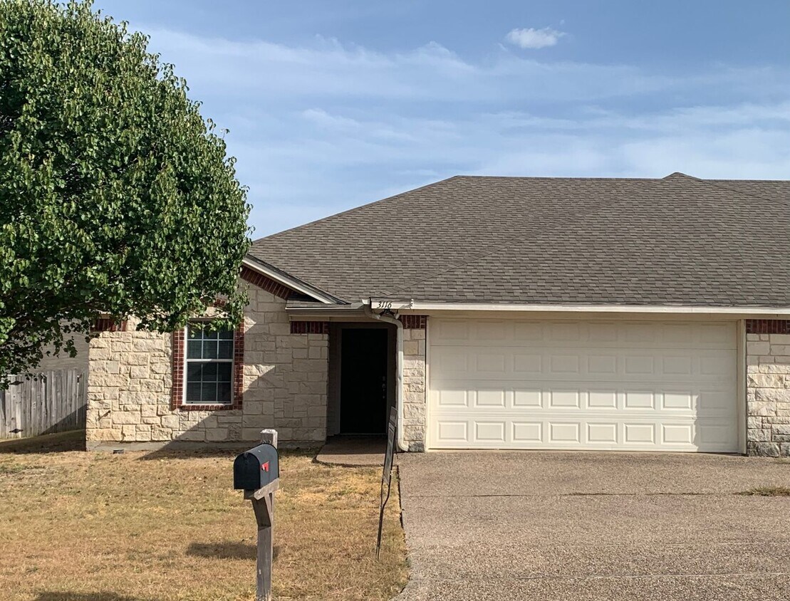 3116 Beauford St Unit Beauford 3116, Robinson, TX 76706 Room for Rent