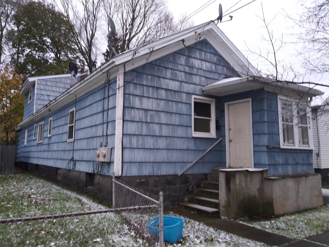 Foto principal - 224 Heir Ave
