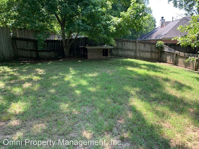 Foto del edificio - 3 br, 2 bath House - 85 VILLAGE DR.