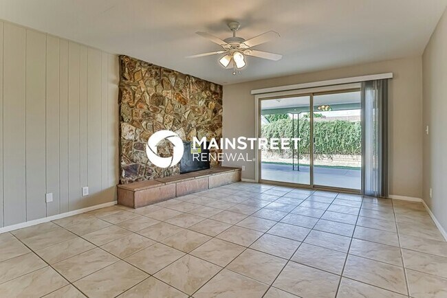 Building Photo - 4 Bedroom Pet-Friendly Home in Mesa, AZ with Main Street Renewal