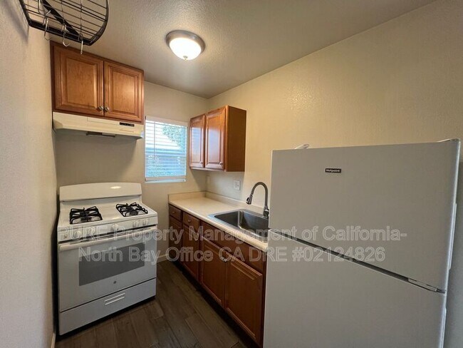 Foto del edificio - 3251 N State St