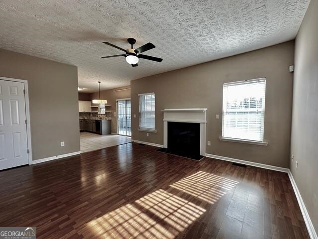 Building Photo - 210 Mincey Way