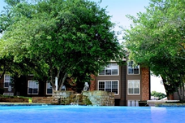 Creekwood Apartment Homes Rentals - Irving, TX | Apartments.com