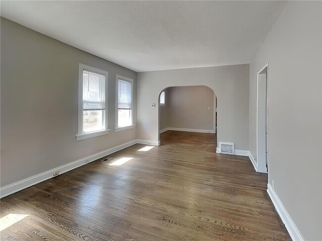 Building Photo - 3820 Jackson St NE