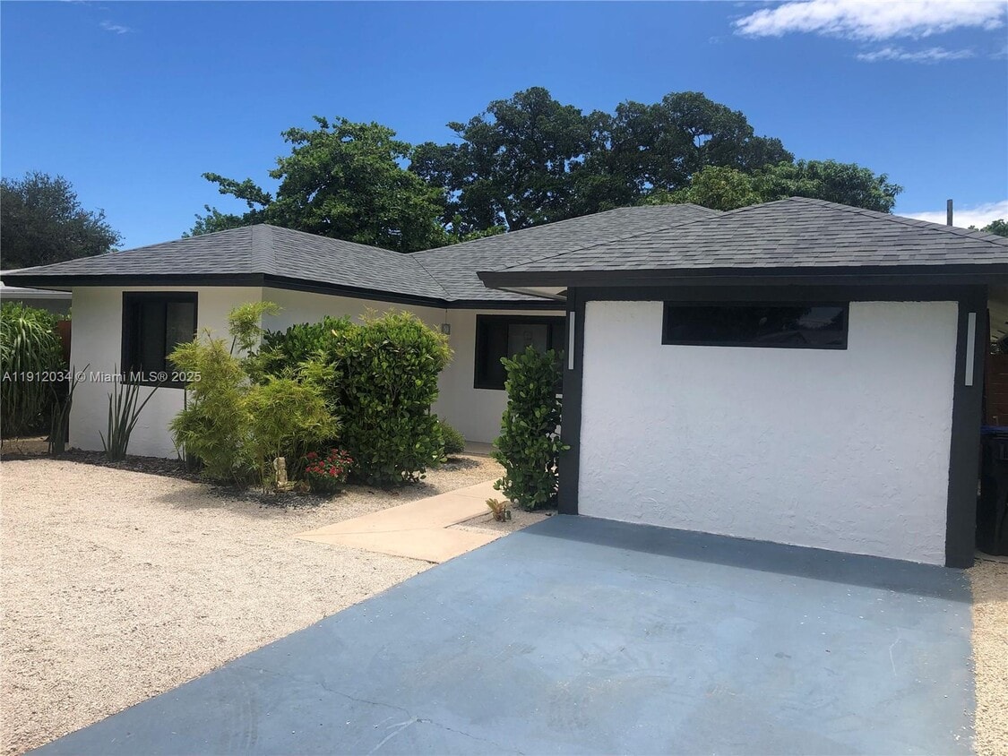 Foto principal - 1418 NW 11th St