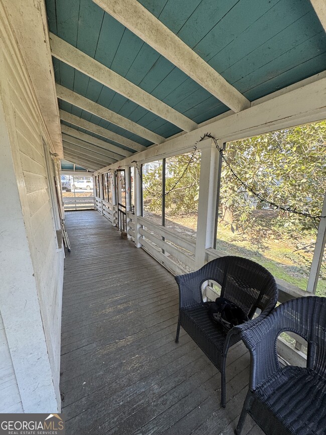 Building Photo - 455 N Harris St