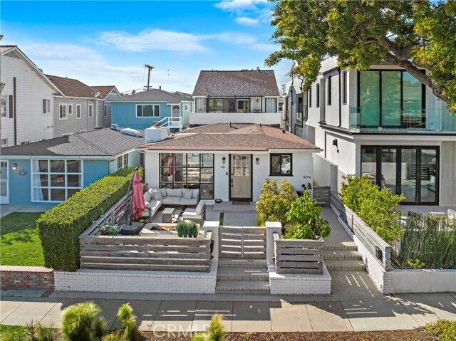 Building Photo - 421 Orchid Ave