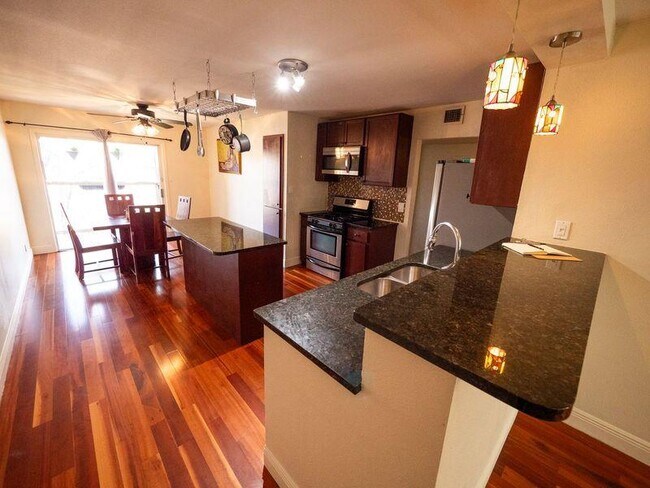 Foto del edificio - 2303 East Side Dr