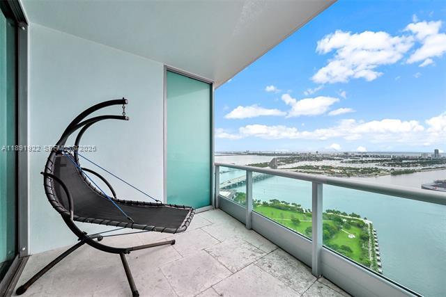 Building Photo - 900 Biscayne Blvd
