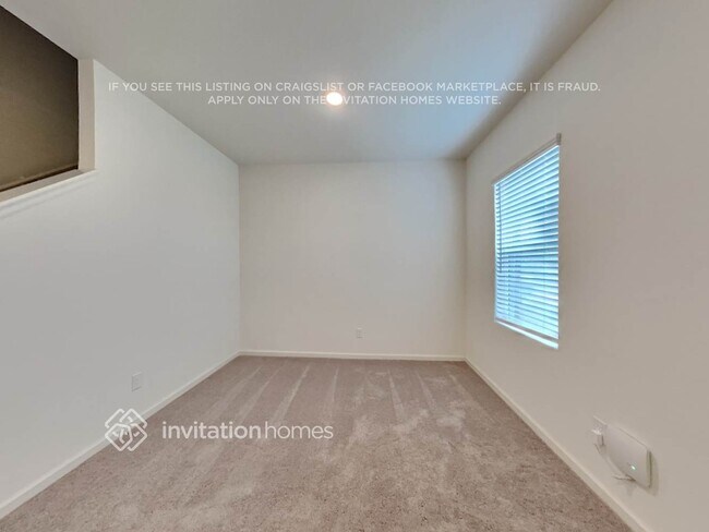 Foto del edificio - 13515 Kinsman Road