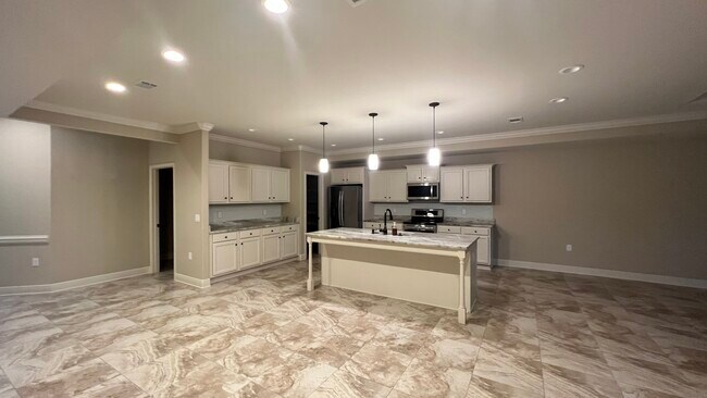 Building Photo - 1711 26th St