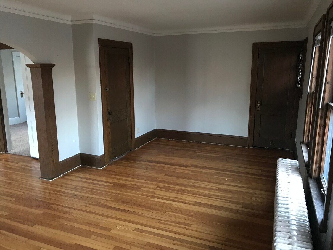 Foto principal - 2104 Hartford Ave