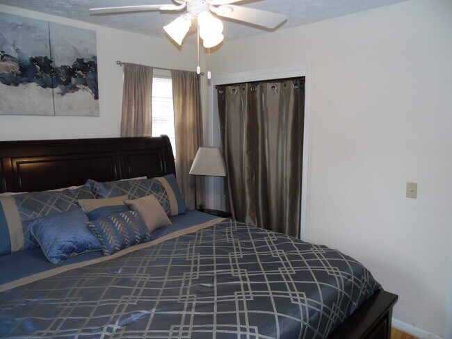 Dormitorio principal - 81 Pine Tree Ln