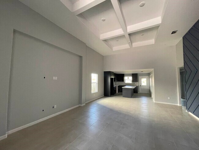 Building Photo - 5525 Conroe St