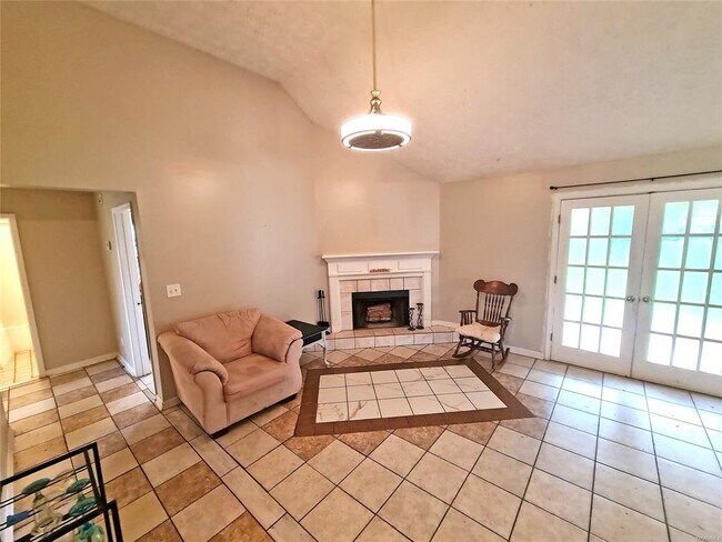 Foto del edificio - 123 Meadowview Dr