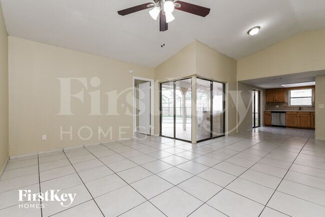 Building Photo - 3121 Carthage Ct