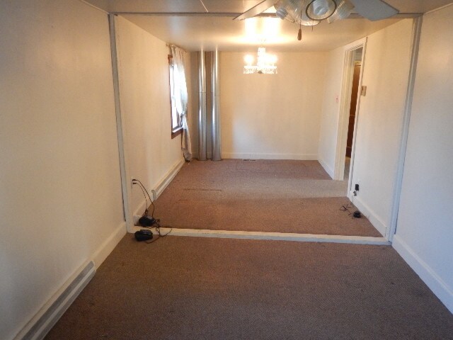 Building Photo - 40 Place Dr