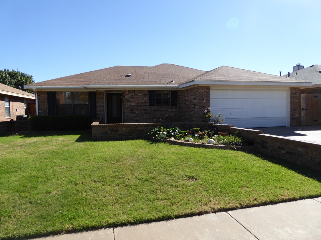 Foto principal - 5609 96th St
