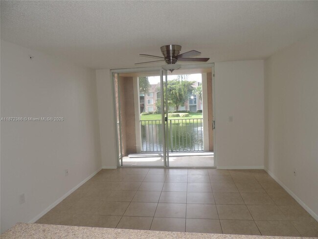 Foto del edificio - 12166 St.Andrews Pl