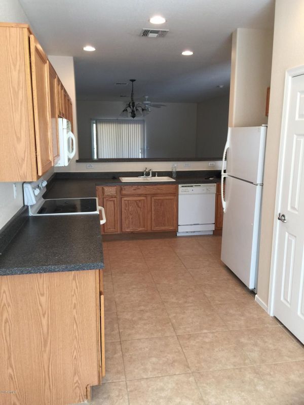 Foto del edificio - 15165 N 138th Ln