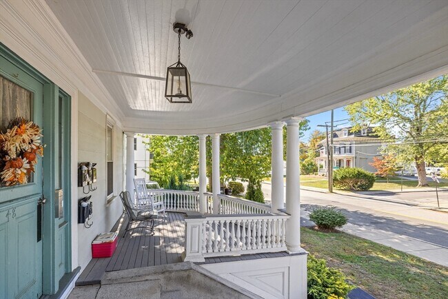 Foto del edificio - 48 Warren Ave