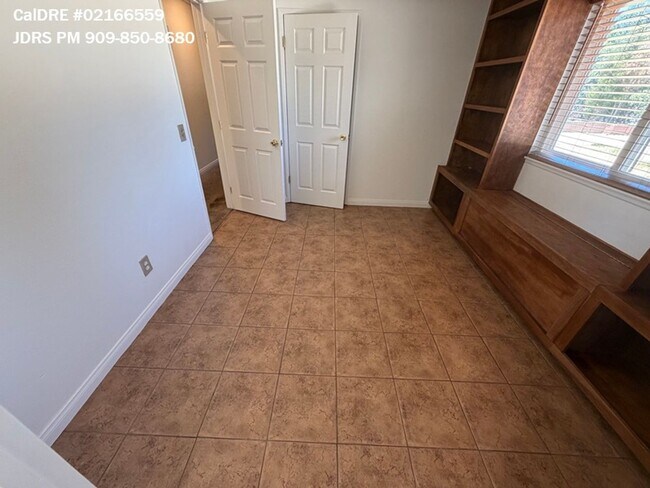 Foto del edificio - Chino 3 Bedroom Home