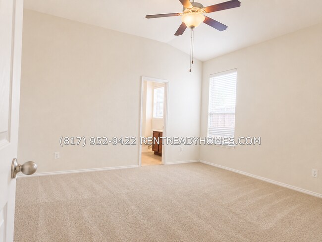 Foto del edificio - 8820 Moon Rise Ct