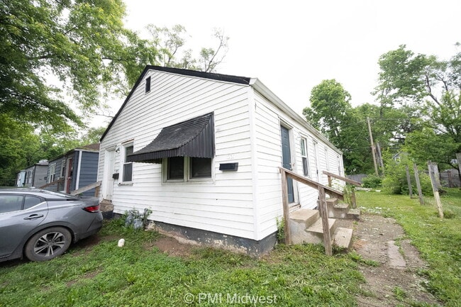 Building Photo - 1031 N Centennial St