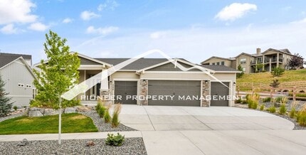 Building Photo - 2398 merlot Dr