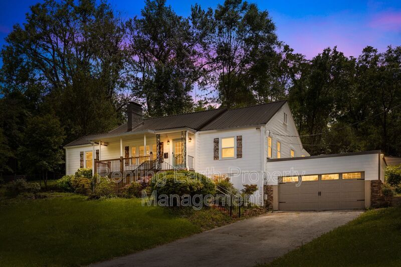 Foto principal - 714 85th St S