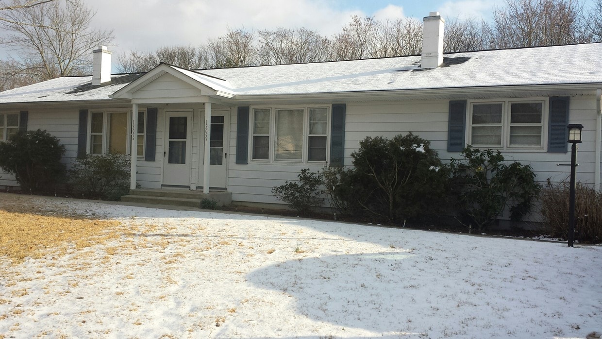 1305 Baylor Ave, Vineland, NJ 08360 Condo for Rent in Vineland, NJ