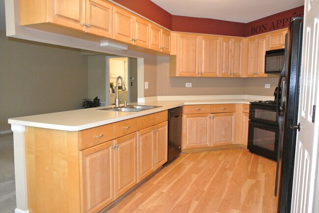 Building Photo - 129 Barton Cir